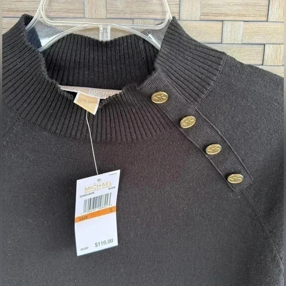 Michael Kors NWT Women’s Side Button Pullover Sweater‎ Size Small - Picture 3 of 7